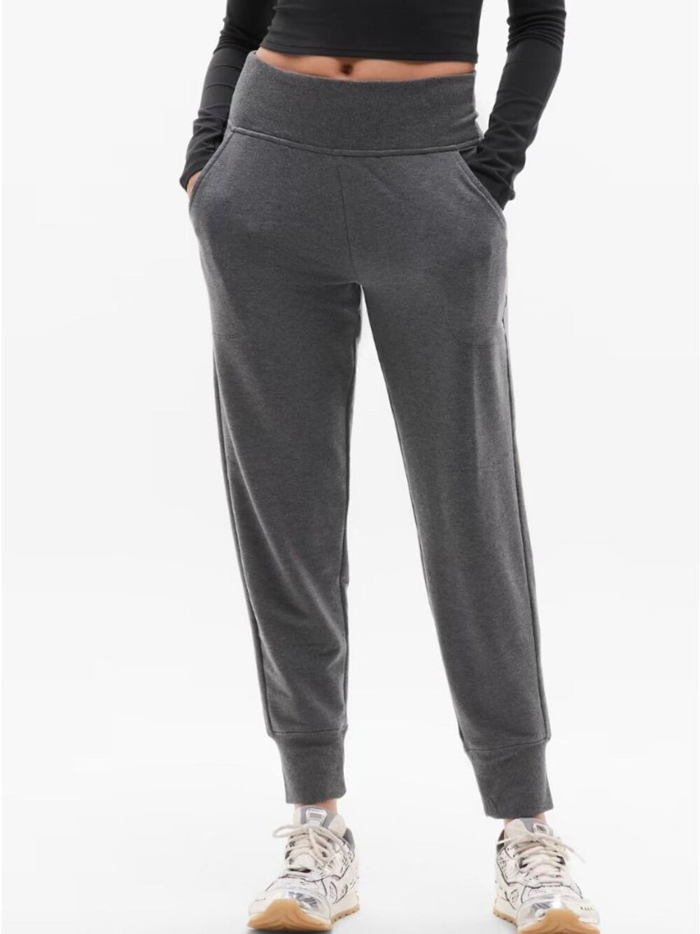 ATHLETA coaster luxe high rise jogger in charcoal gray size S